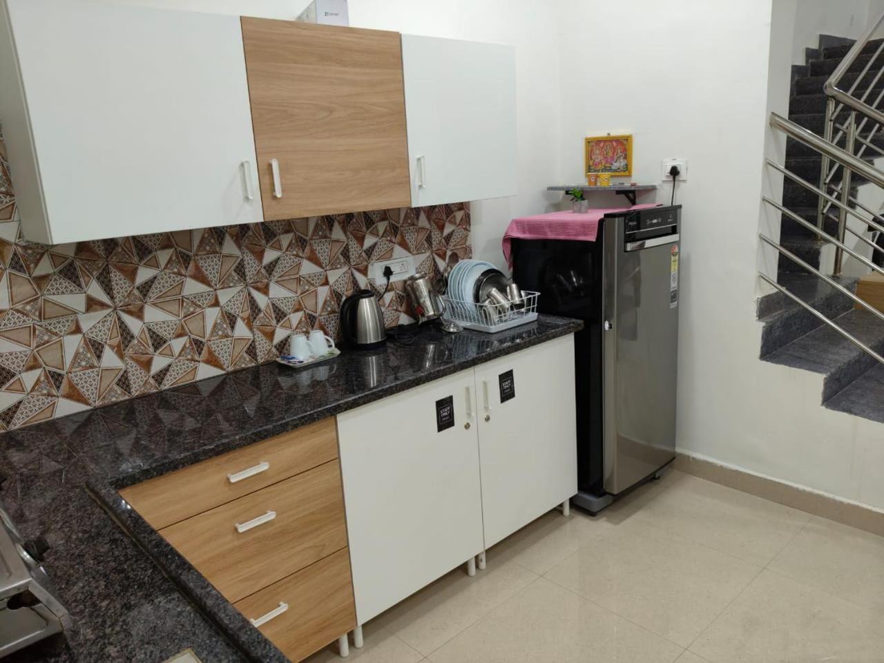 Leo'S Den 9 Guests Ac 3Bhk 9 Mins To Rgia Vila Shamshabad Exterior foto